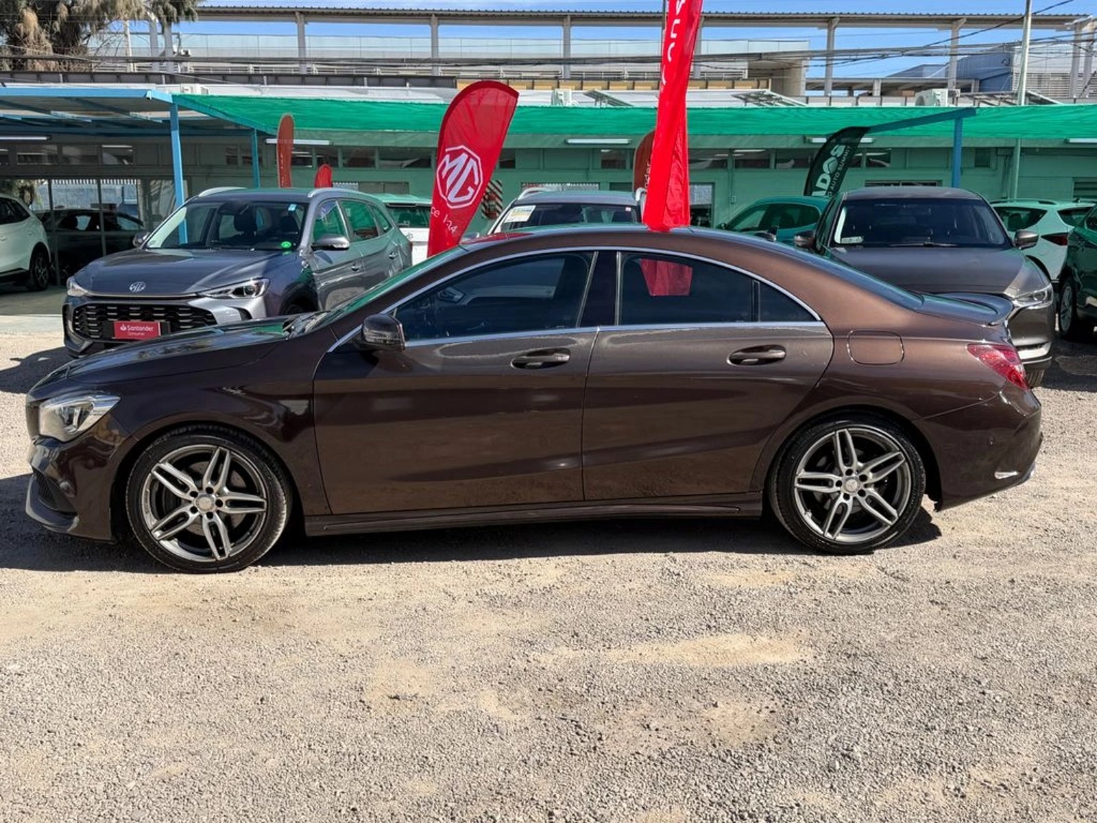 Mercedes-Benz CLA 220 2.1 DIESEL 4X2 AT 4P 2018 - Imagen 8 de 18