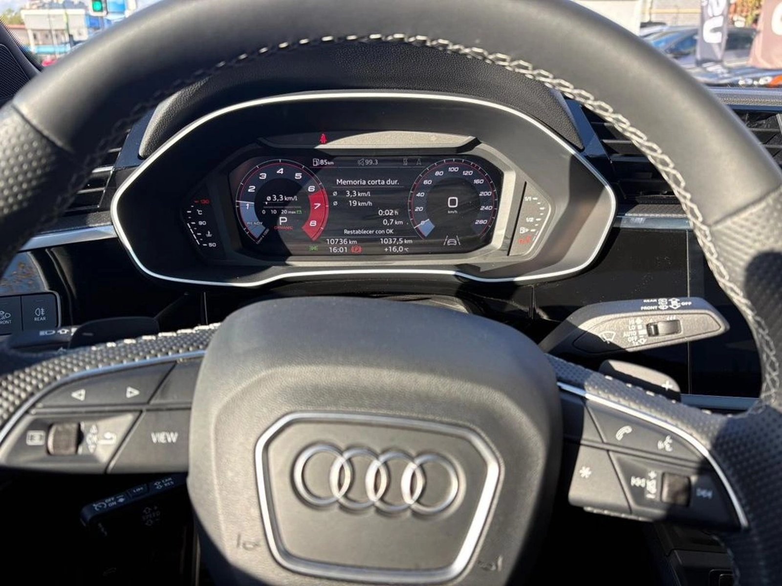 Audi Q3 1.4 35 TFSI AT 2025 - Imagen 8 de 12