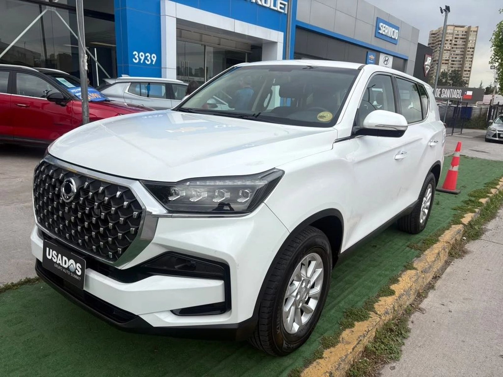 SsangYong REXTON 2.0T LX 4X2 6AB 6AT 5P 2023 - Foto 2 de 12