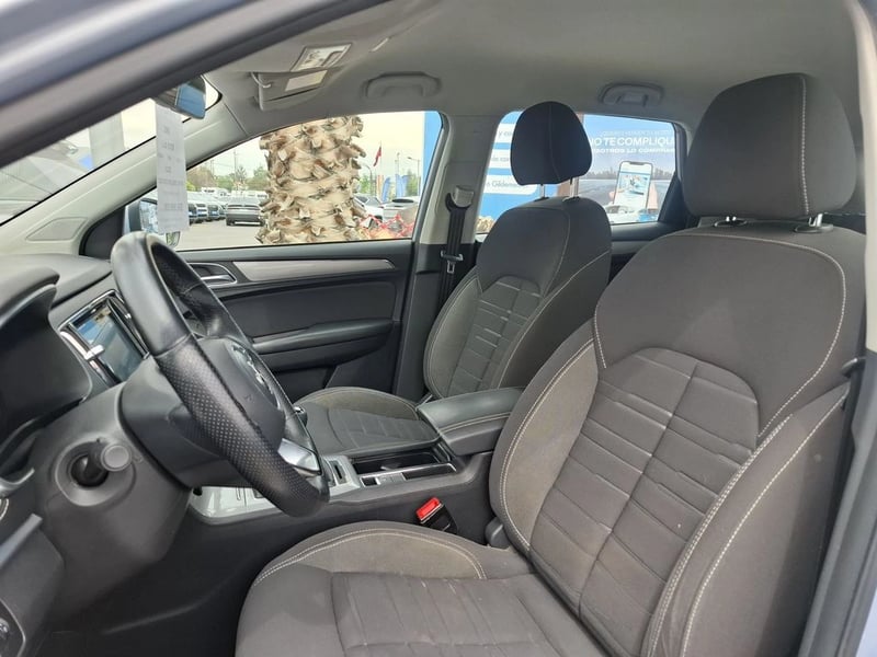 MG RX5 1.5T STD 2WD MT 5P 2023 - Imagen 9 de 16
