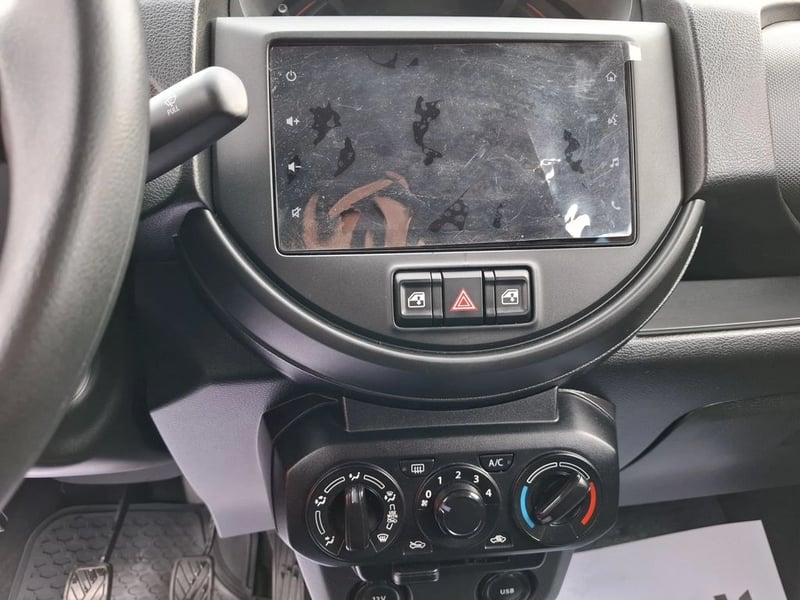 Suzuki S-PRESSO GLX MT 1.0 2026 - Imagen 16 de 19