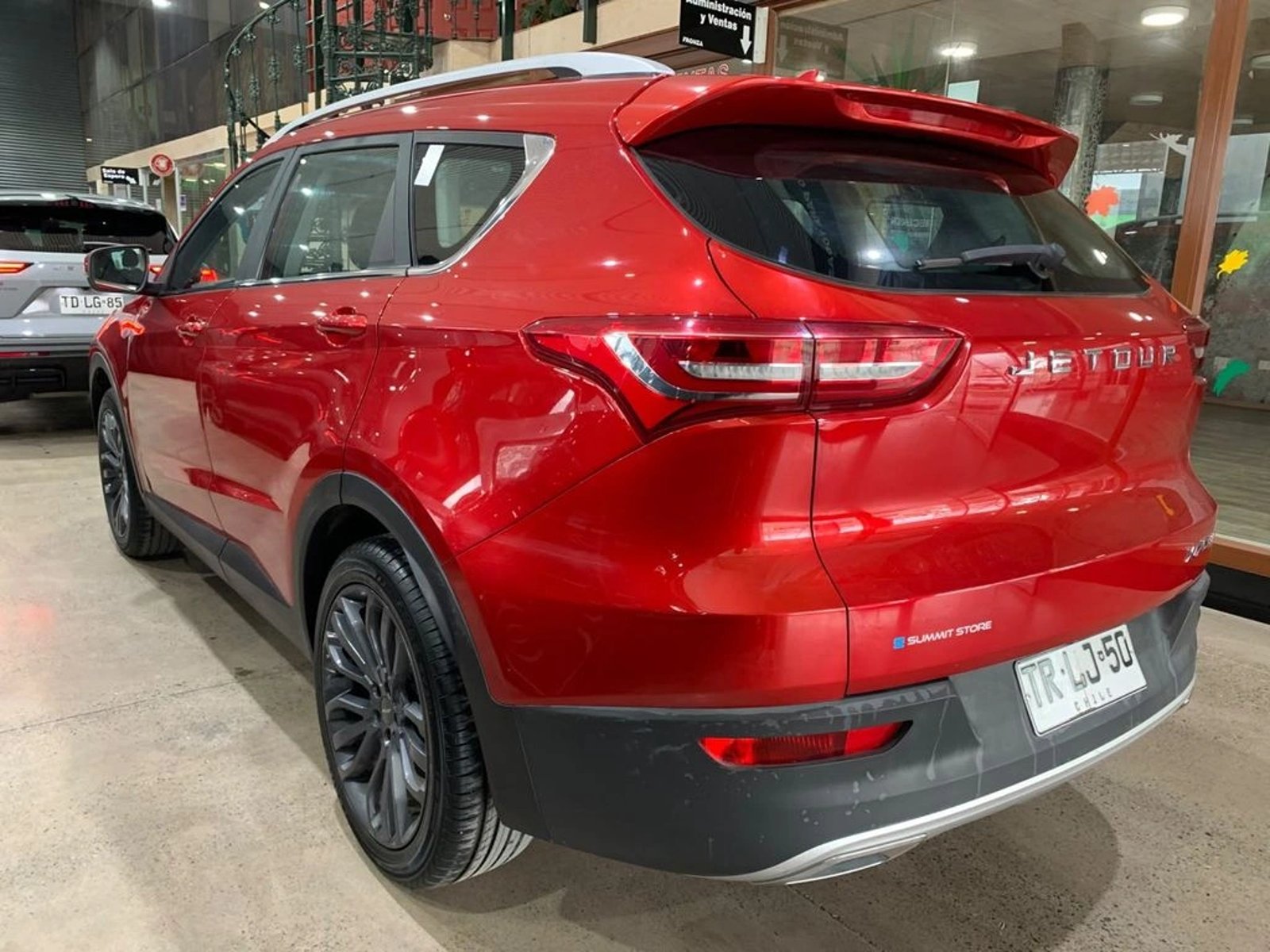 Jetour X70 1.5 6MT LUX 2024 - Foto 4 de 10