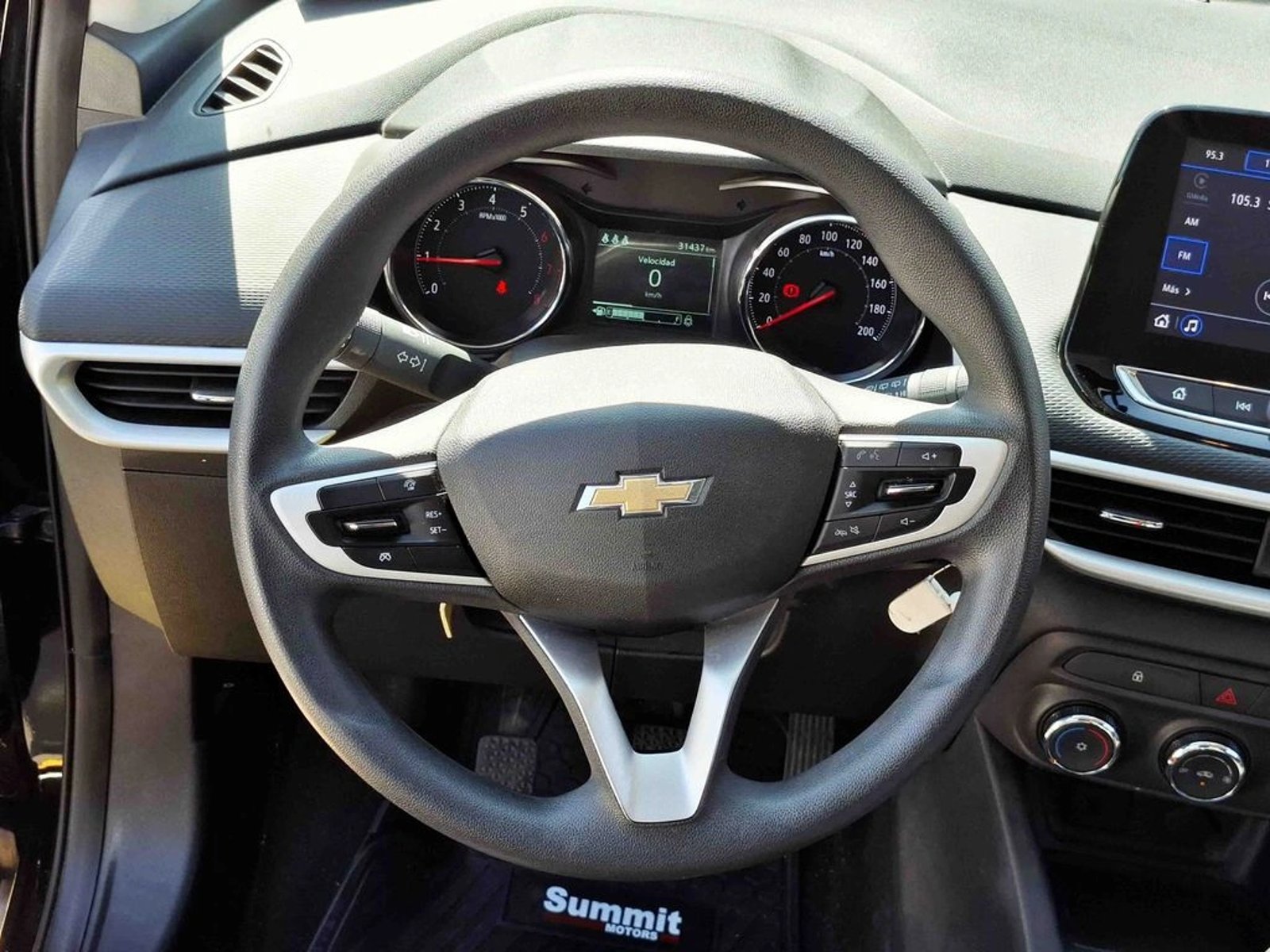 CHEVROLET TRACKER 1.2 2023 - Imagen 18 de 20
