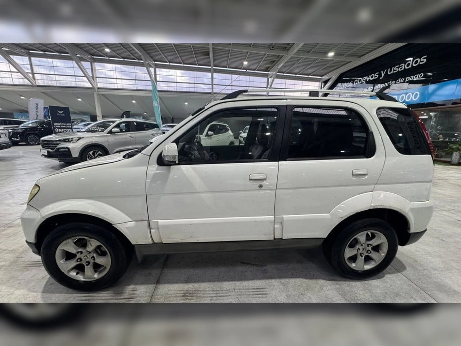 ZOTYE HUNTER HUNTER 1.5 MT 2014 - Foto 5 de 13