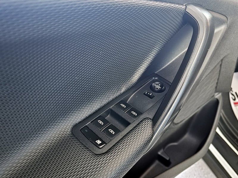 Chevrolet TRACKER 1.2T 2022 - Imagen 13 de 20