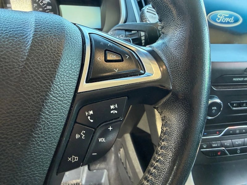 Ford EDGE 3.5 SEL 4WD AUT 2018 - Imagen 12 de 20