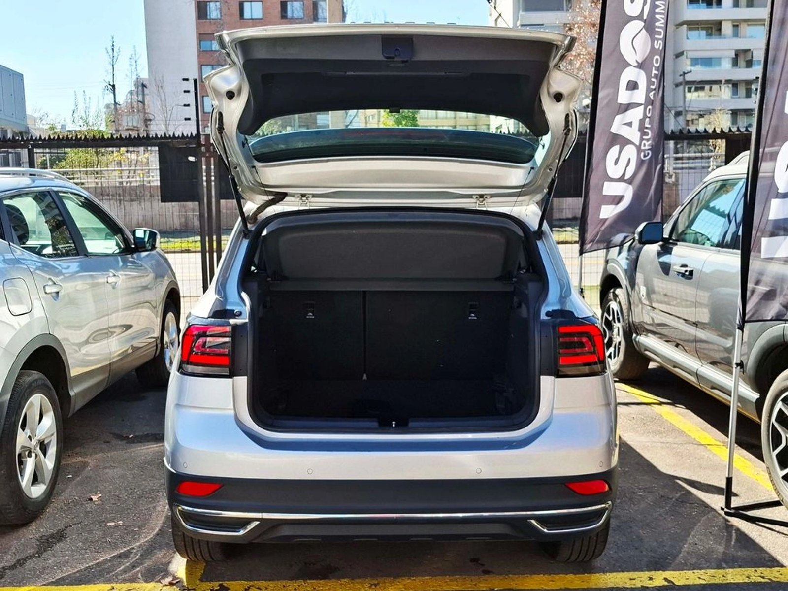 Volkswagen T-CROSS 1.0 TSI COMFORTLINE AT 2021 - Imagen 10 de 20