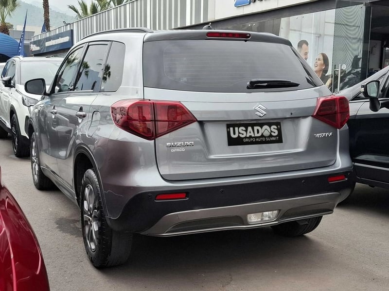 Suzuki VITARA 1.6 GLS MT 2022 - Imagen 8 de 18