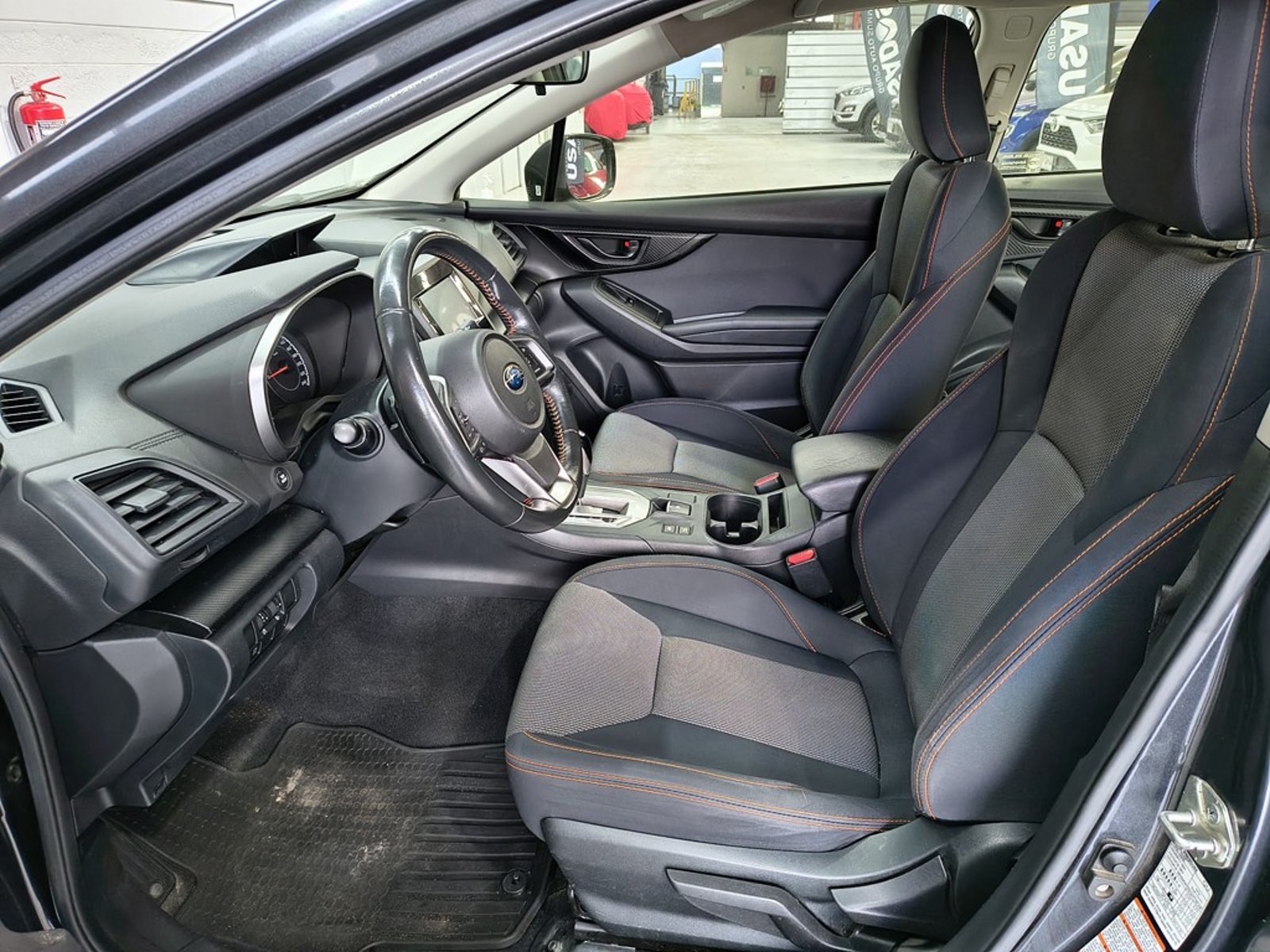 Subaru XV 2.0I CVT AWD 2018 - Imagen 12 de 20