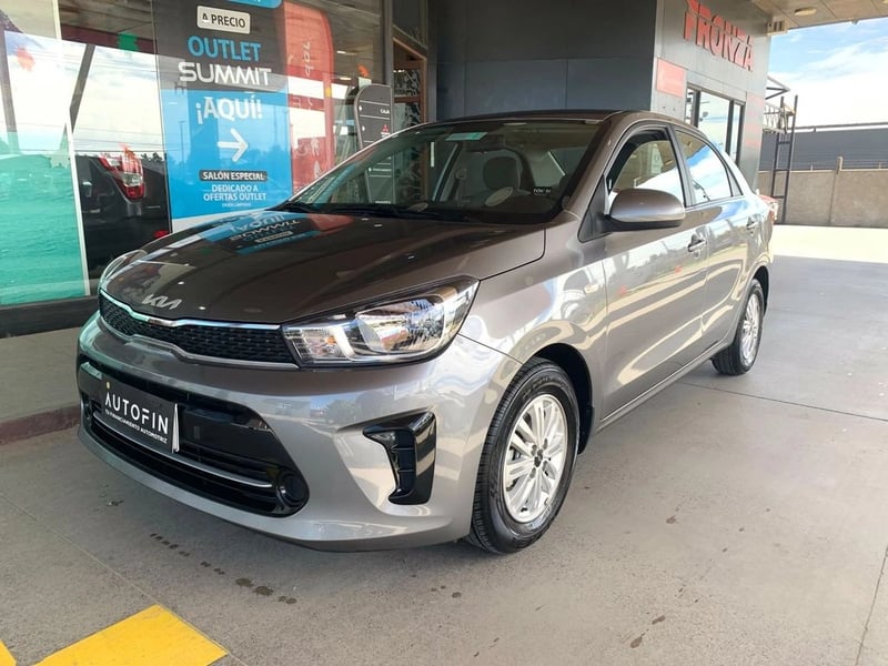Kia SOLUTO LX 1.4 2026 - Imagen 3 de 10