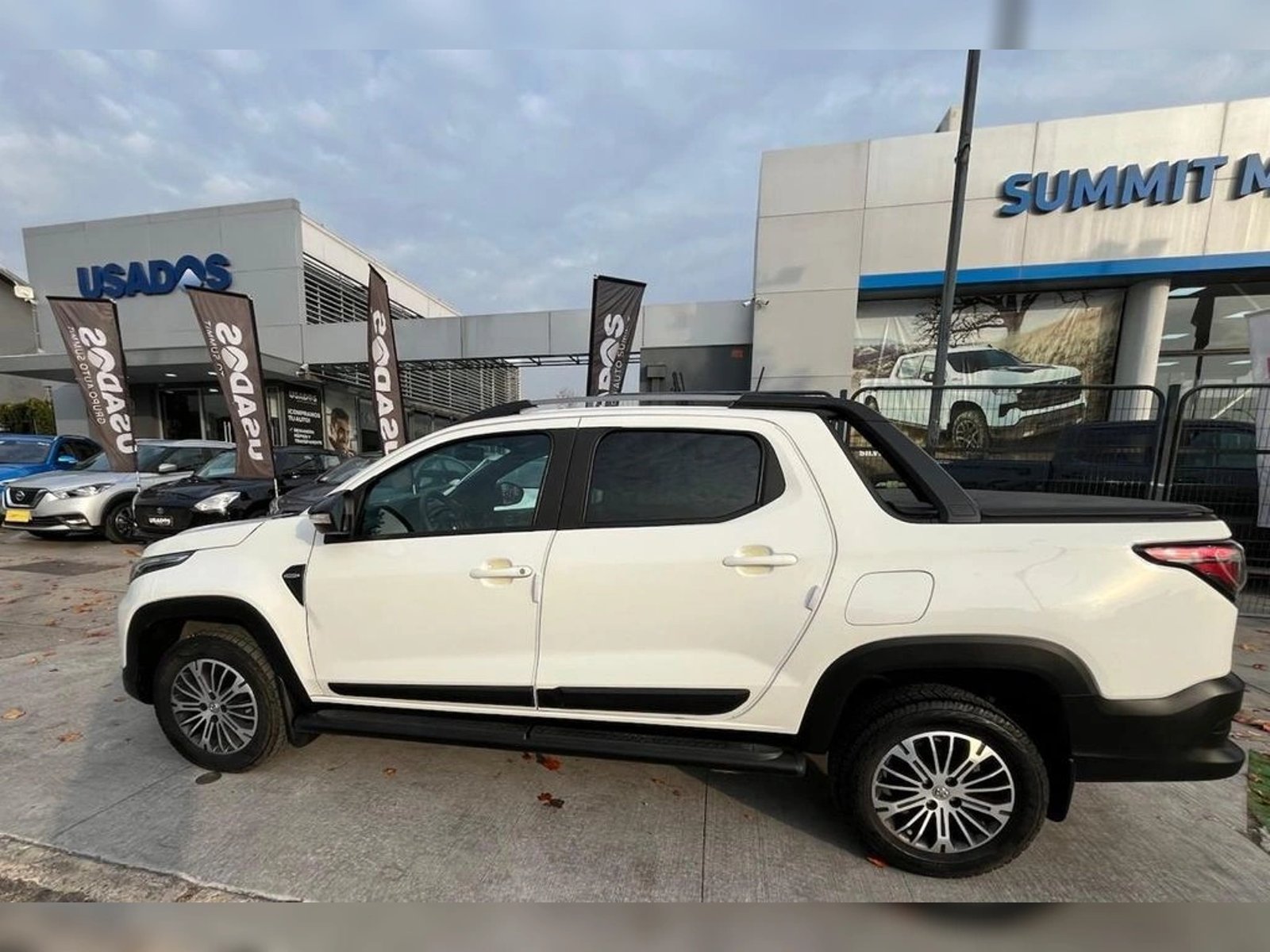 RAM 700 1.3 LONGHORN AUT 2024 - Foto 3 de 13