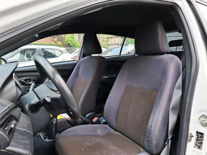Toyota YARIS 1.5 2016 - Imagen 13 de 20