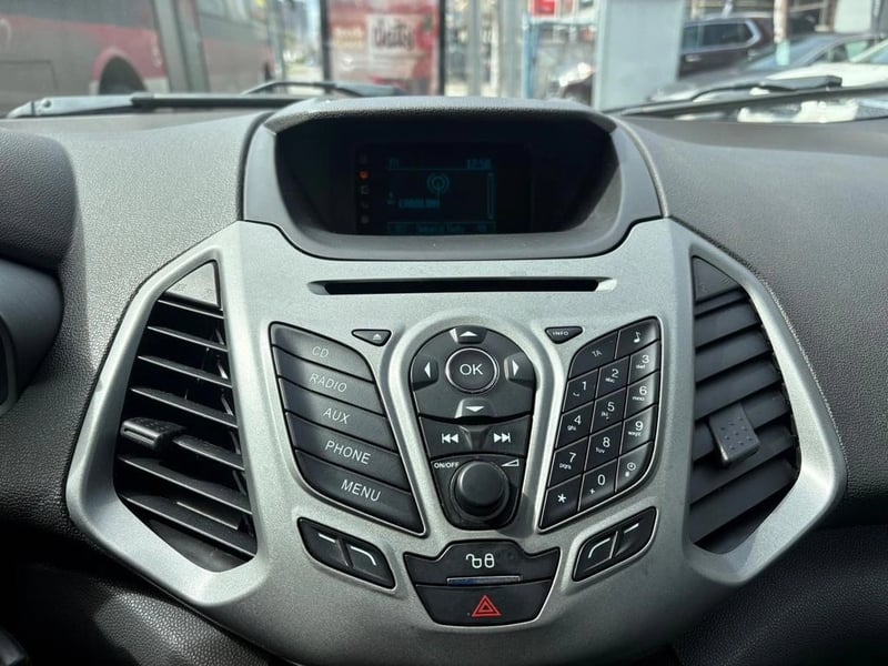 Ford ECOSPORT 1.6 SE MT 4X2 2015 - Imagen 9 de 10