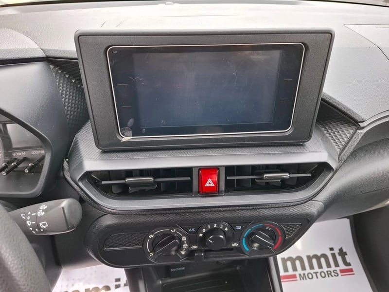 Toyota RAIZE 1.2 I MT 2023 - Imagen 14 de 16