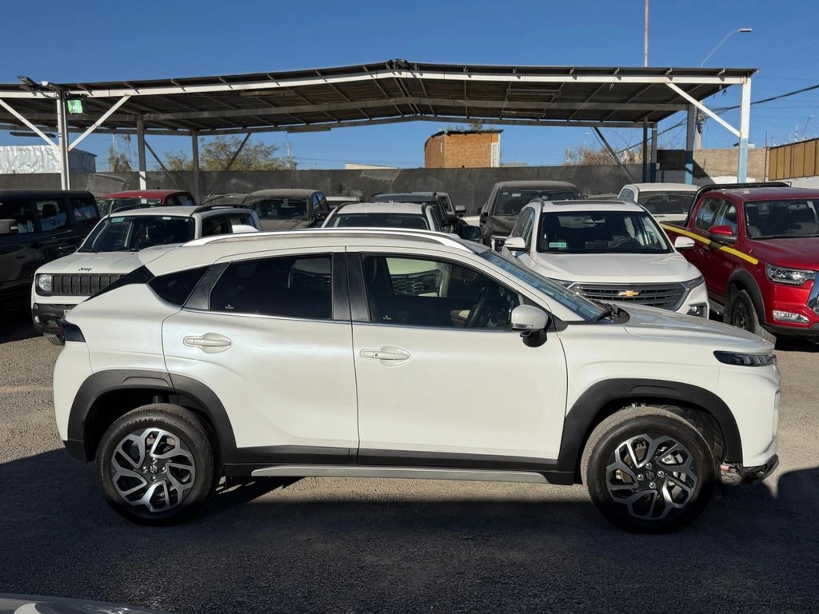 Suzuki FRONX 1.5 GLX HYBRID 4X2 AT 5P 2025 - Foto 5 de 20