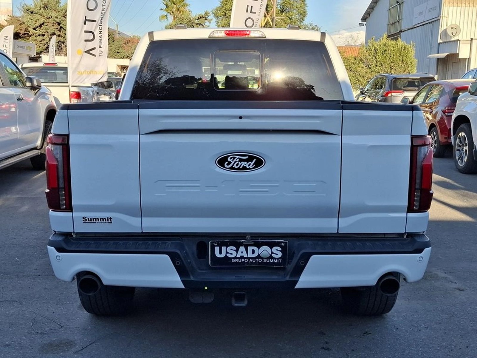 Ford F-150 LARIAT BLACK 4X4 5.0 2025 - Imagen 7 de 20
