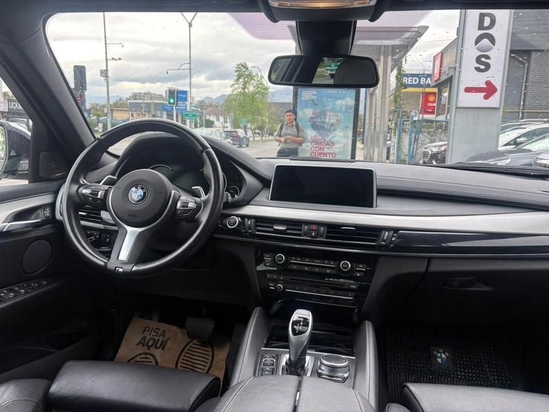 BMW X6 3.0 X-DRIVE 30D DIESEL FULL 4WD AT 5P 2019 - Imagen 6 de 10