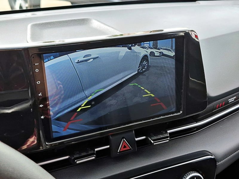 Hyundai ACCENT 1.5 BN7I DESIGN MT 2024 - Imagen 16 de 18