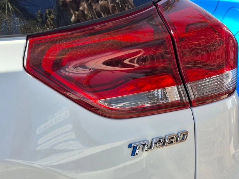 Chevrolet TRACKER 1.2 LTZ MT 2021 - Imagen 6 de 18