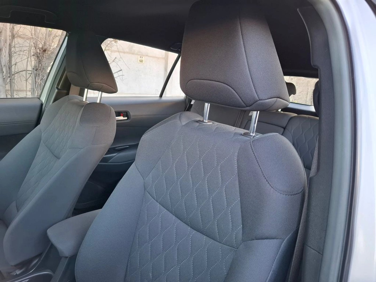 Toyota COROLLA CROSS HYBRID 1.5 MT 2023 - Imagen 19 de 20