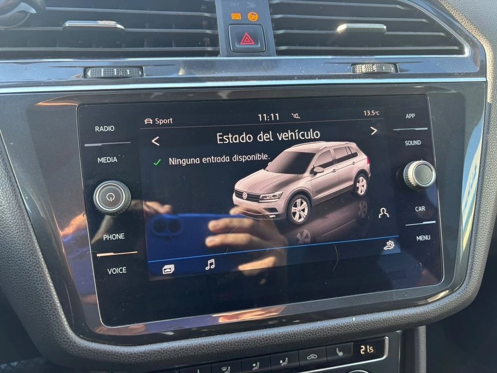 Volkswagen TIGUAN 2.0 TDI COMFORTLINE 4M 5P AT 4X4 DIESEL 2019 - Imagen 11 de 13