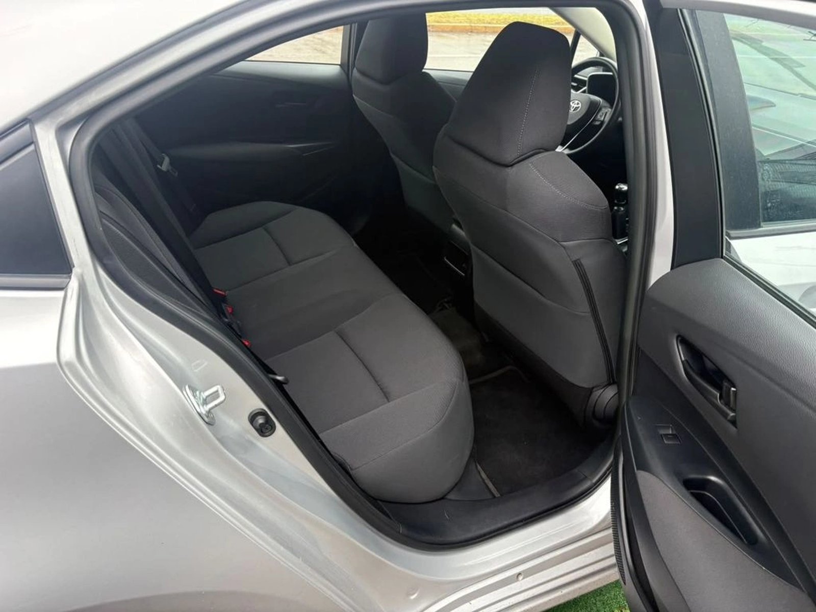 Toyota COROLLA 2.0 XEI 4X2 MT 4P 2023 - Imagen 3 de 10