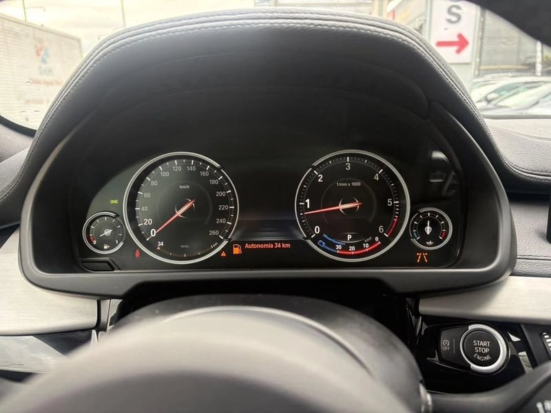 BMW X6 3.0 X-DRIVE 30D DIESEL FULL 4WD AT 5P 2019 - Imagen 9 de 10