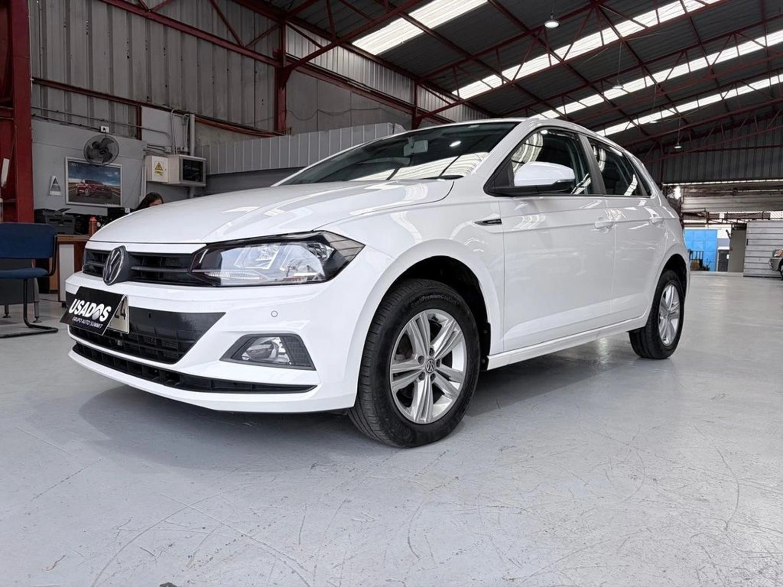 Volkswagen POLO 1.6 COMFORTLINE 4X2 HB MT 5P 2023 - Foto 2 de 16