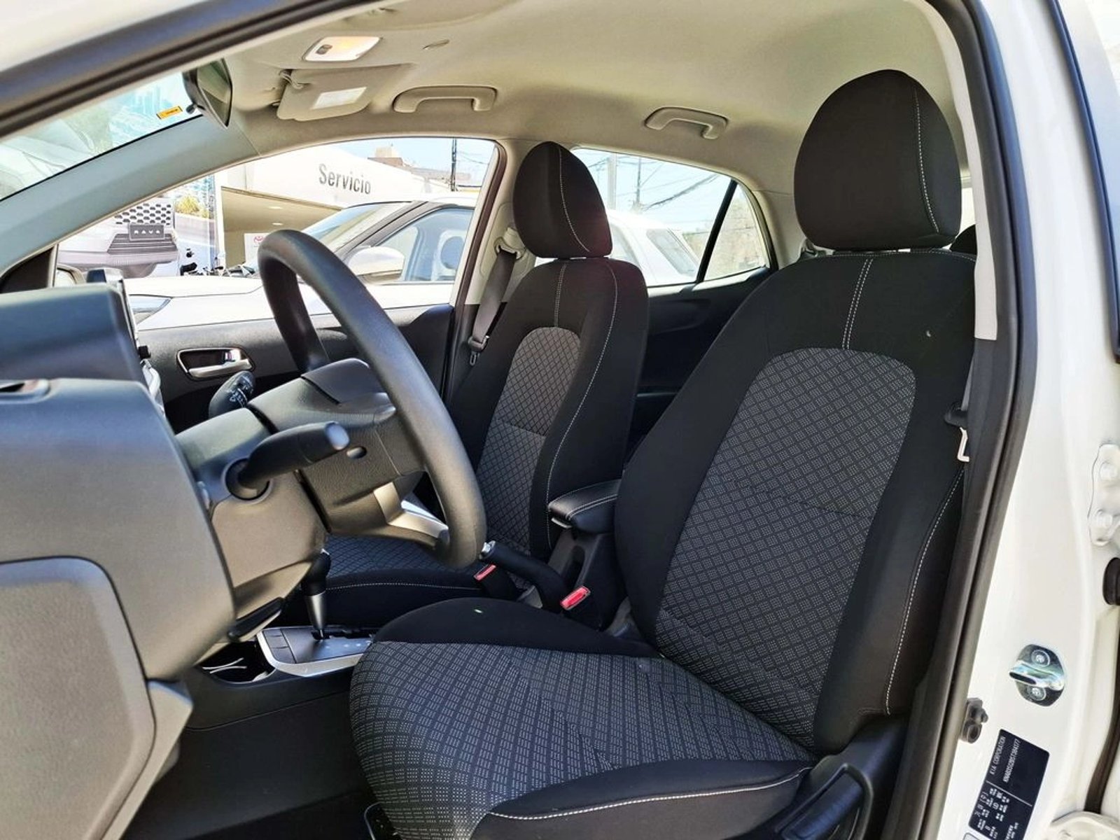 Kia MORNING 1.2 2025 - Imagen 14 de 20