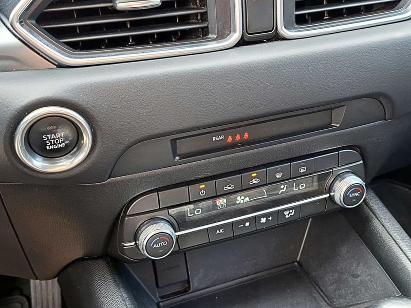 Mazda CX-5 2.0 AT 4X2 2022 - Imagen 17 de 18