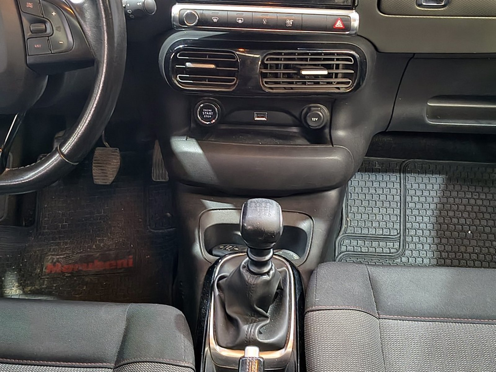Citroën C4 CACTUS HDI 1.5 2020 - Imagen 16 de 20