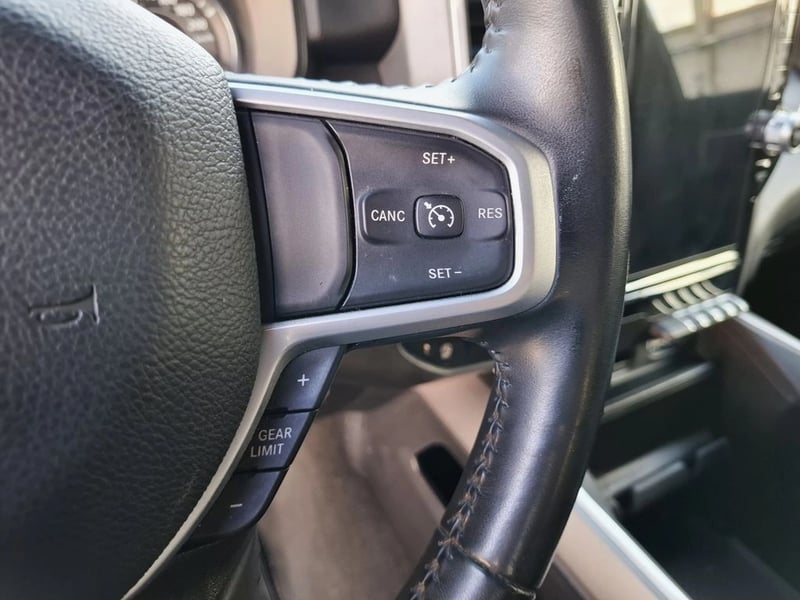 RAM 1500 3.6 CREW CAB BIG HORN E-TORQUE AT 4X4 HIBRIDO 2024 - Imagen 16 de 20