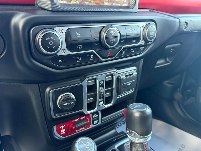 Jeep GLADIATOR 3.6 RUBICON 4X4 2024 - Imagen 13 de 18