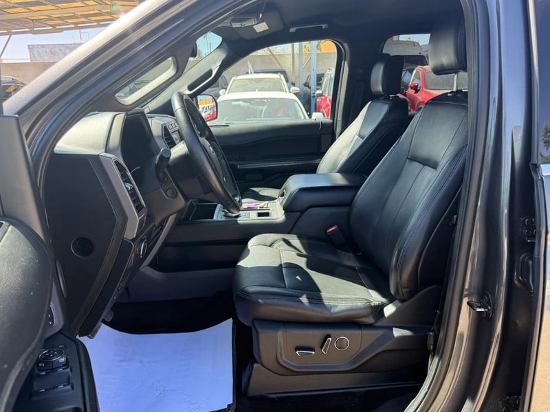 Ford EXPEDITION XLT 2019 - Imagen 13 de 16