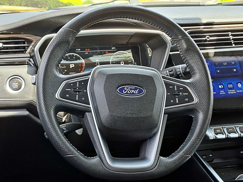 Ford TERRITORY TITANIUM 1.5 AUT 2023 - Imagen 12 de 17