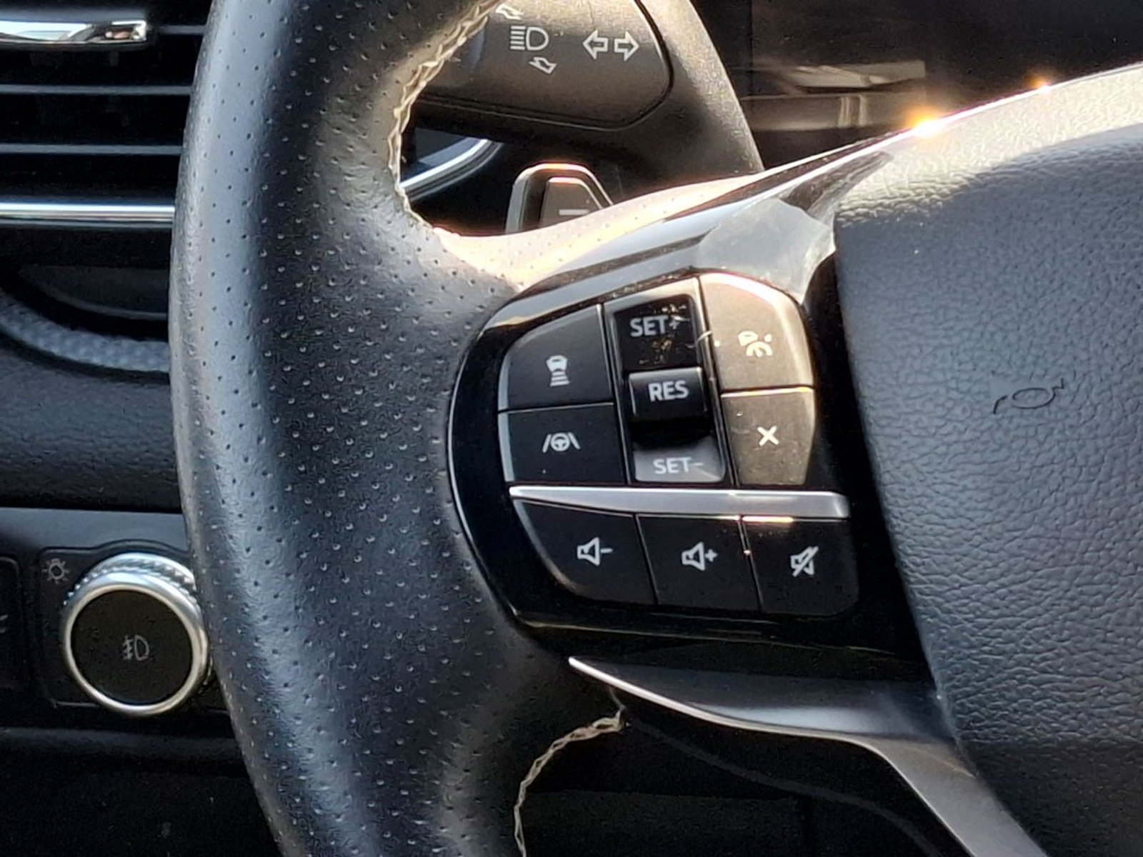 FORD EXPLORER ST 3.0 ECOBOOST 4X4 AT 5P 2023 - Imagen 14 de 20