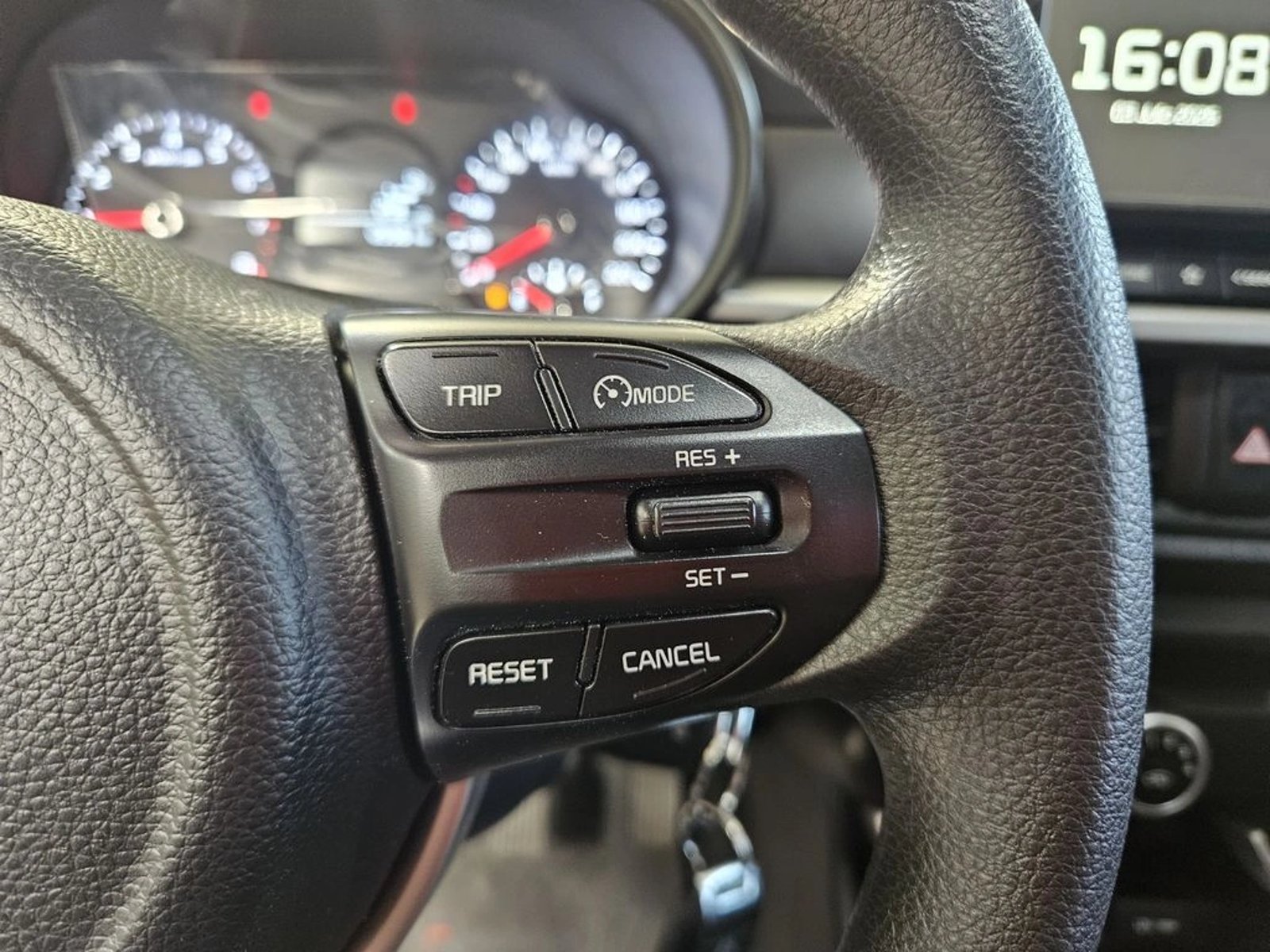 Kia MORNING 1.2 EX FULL SUNROOF MT 2024 - Imagen 17 de 20