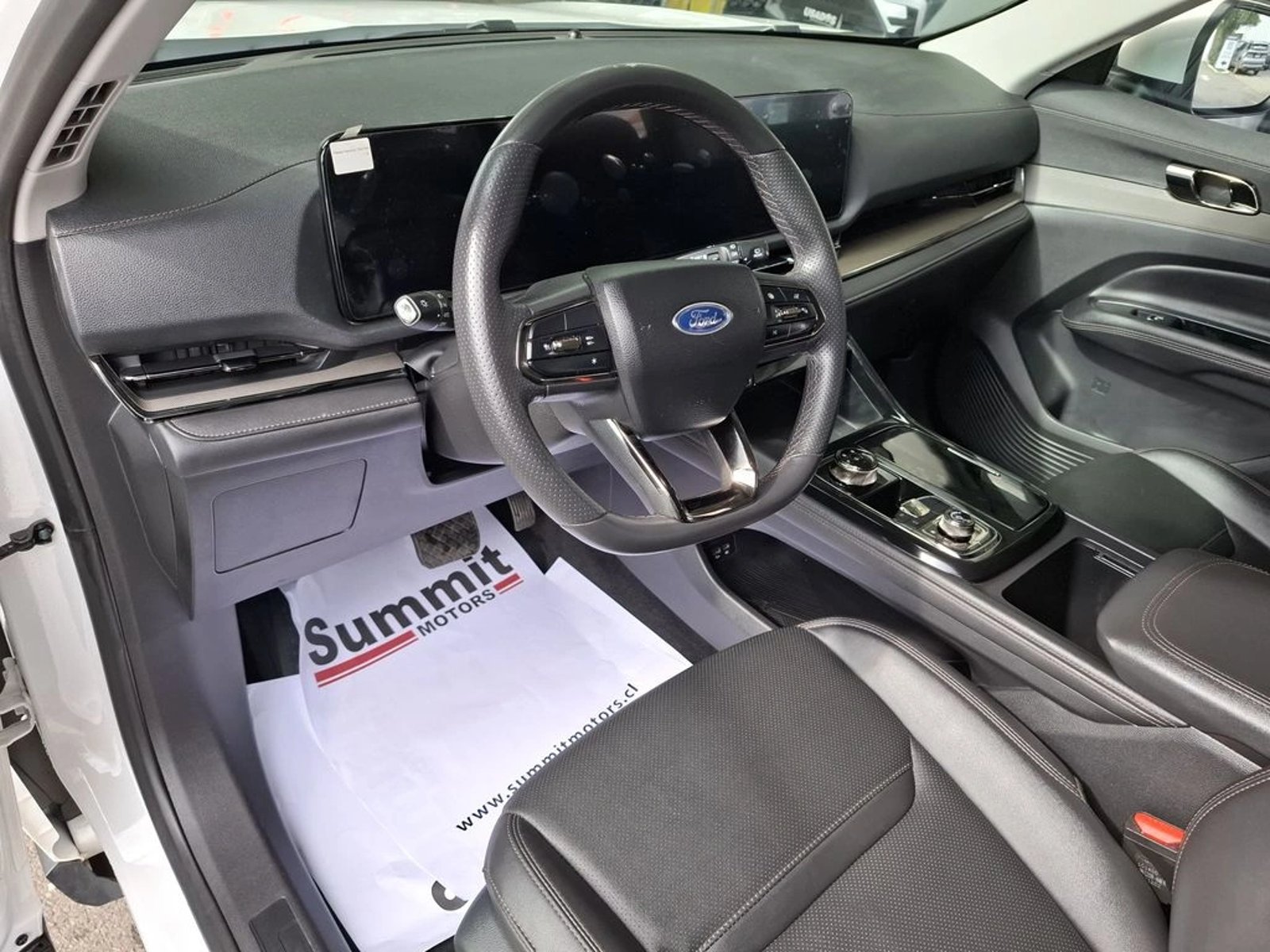 Ford TERRITORY TREND 4X2 1.5 AUT 2024 - Imagen 13 de 20