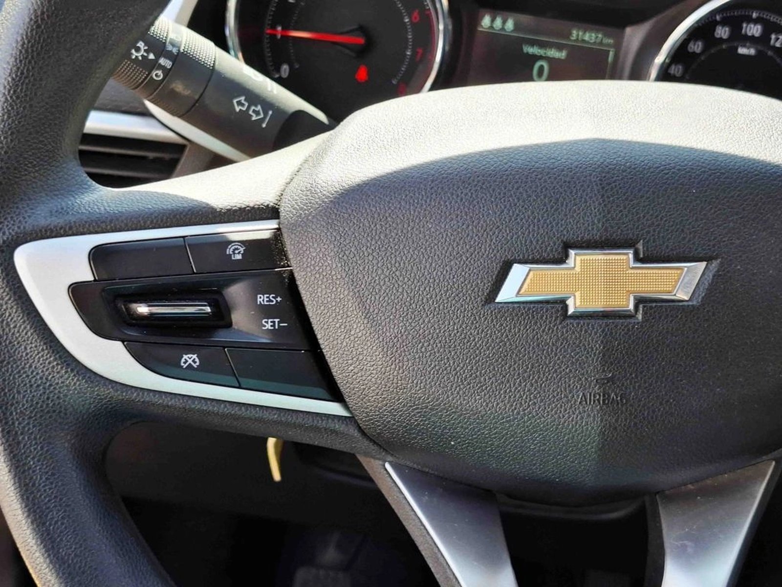 CHEVROLET TRACKER 1.2 2023 - Imagen 19 de 20