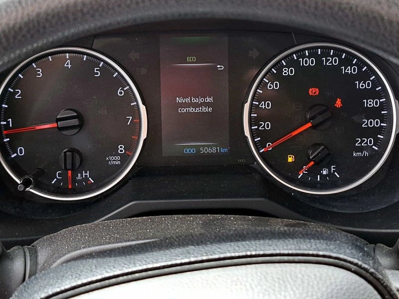 Toyota RAV4 2.0 LE 4X2 MT 5P 2021 - Imagen 9 de 10