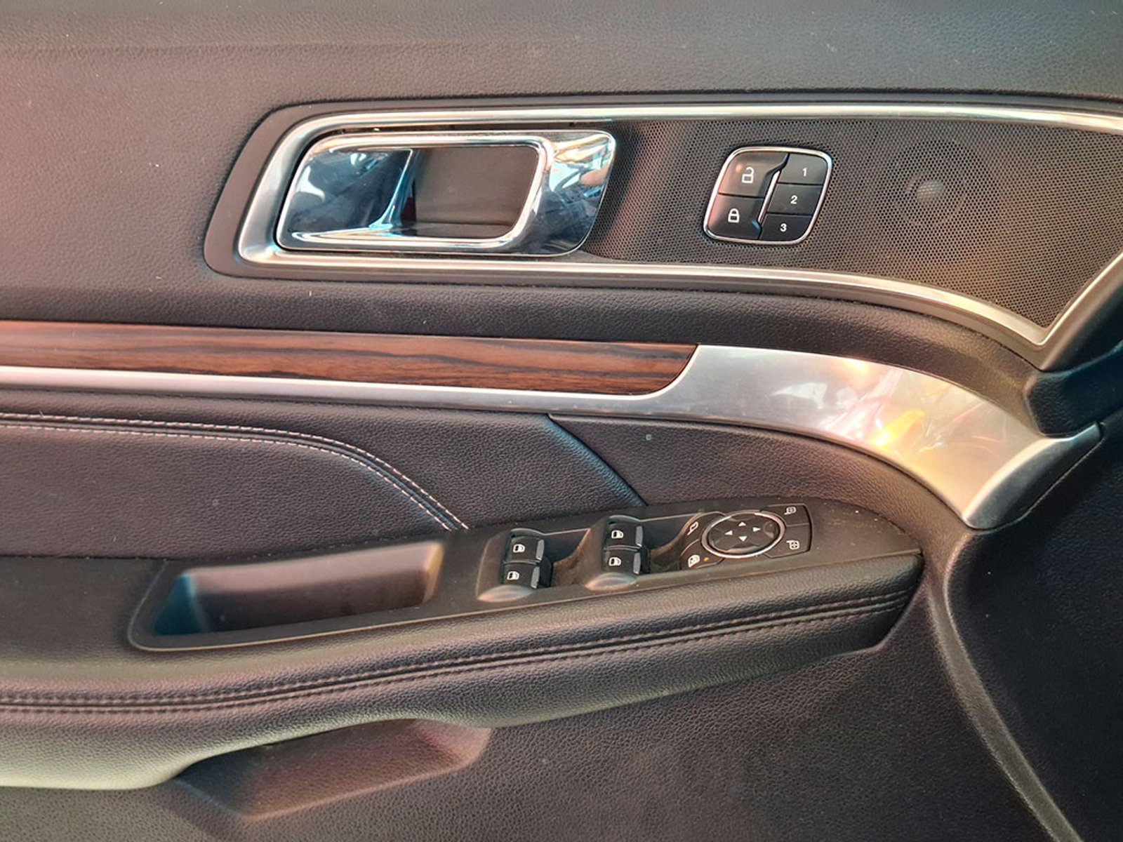 FORD EXPLORER 2.3 LIMITED 4X4 AUT 2019 - Imagen 20 de 20