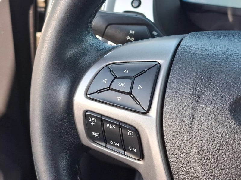 Ford RANGER XTL 3.2 4X2 MT 2021 - Imagen 13 de 17