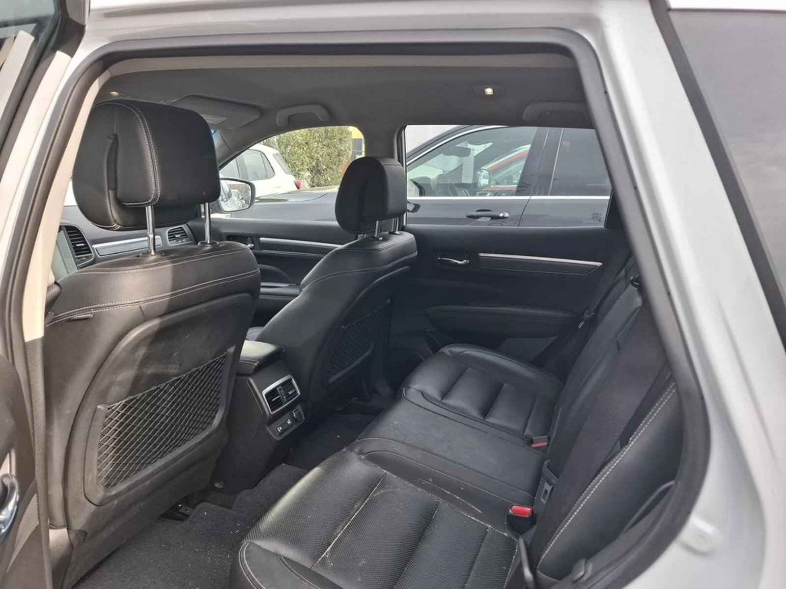 Renault KOLEOS 2.5 ZEN 2WD AT 5P 2023 - Imagen 20 de 20