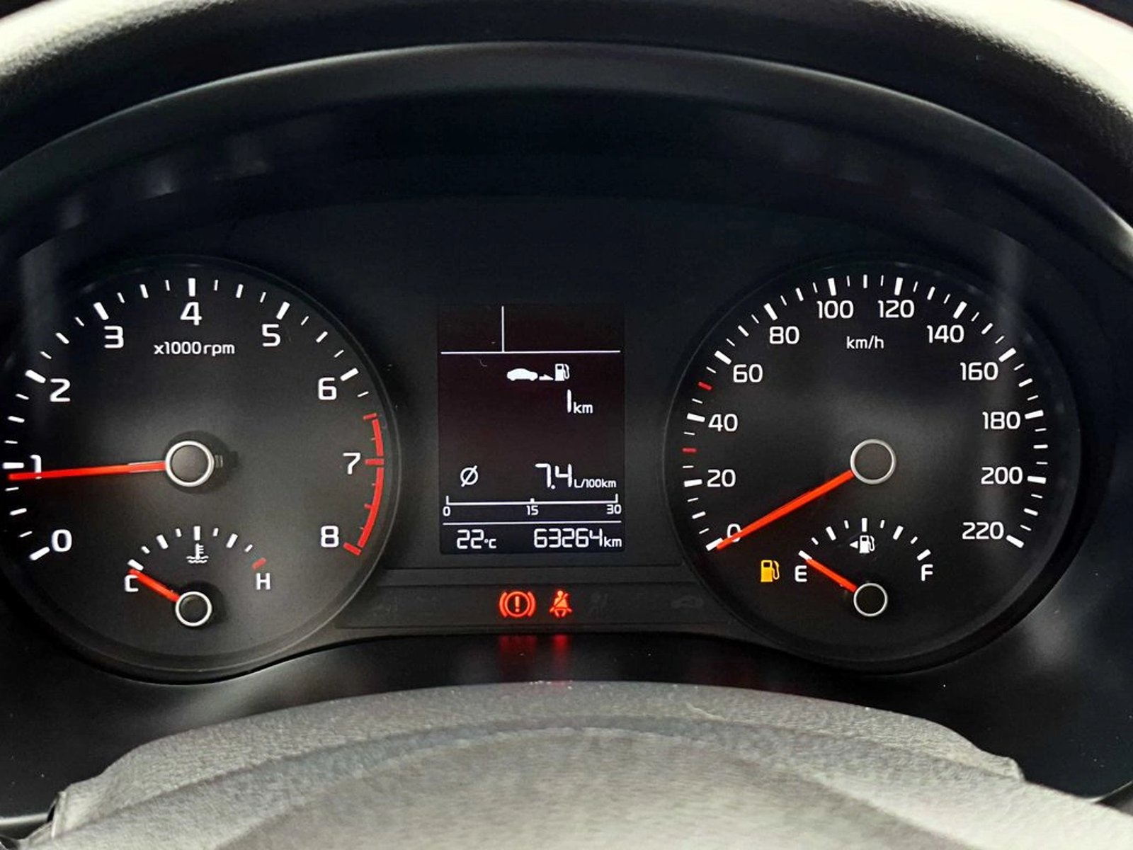 Kia RIO 5 1.4 EX FULL MT 2022 - Imagen 12 de 18