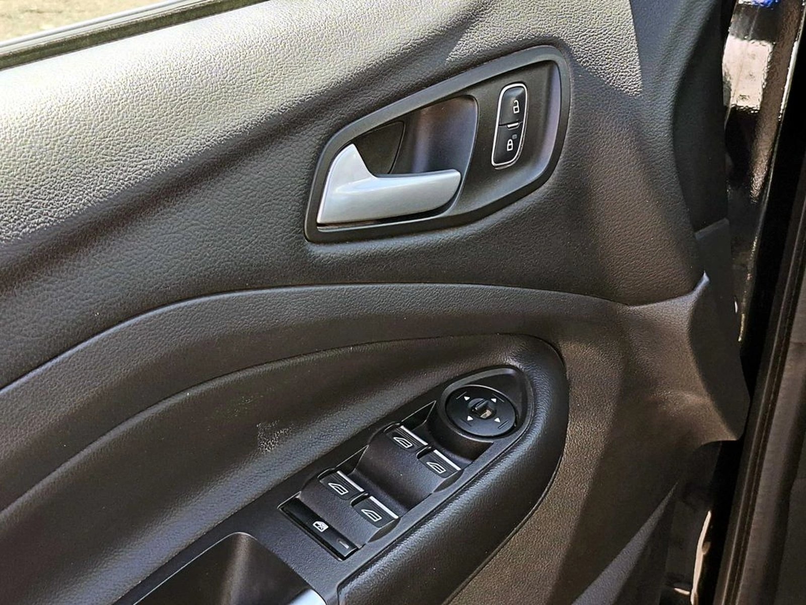 FORD ESCAPE 2.0 ECOBOOST AUT 2018 - Imagen 11 de 20