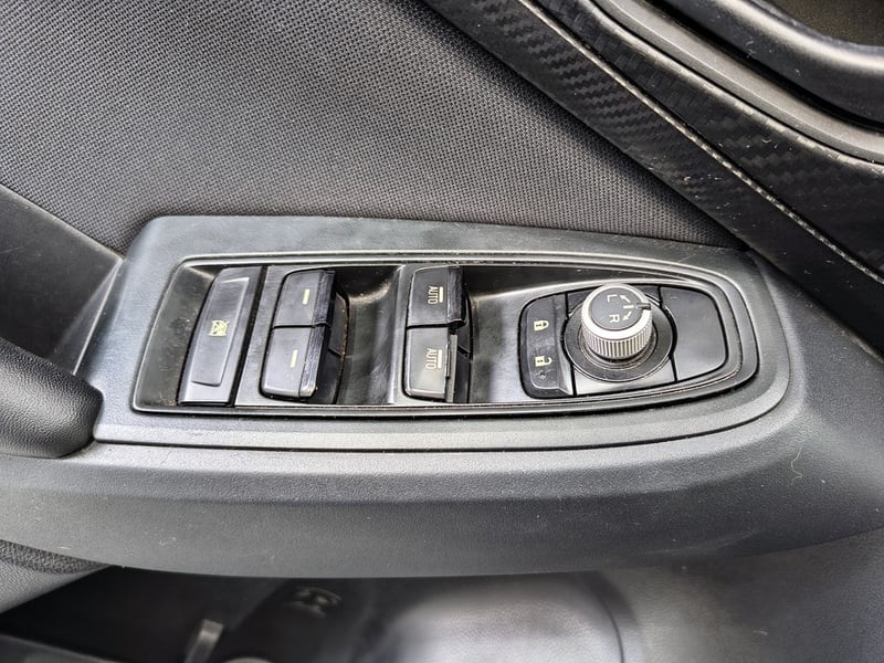 Subaru XV 2.0I CVT AWD 2018 - Imagen 10 de 20