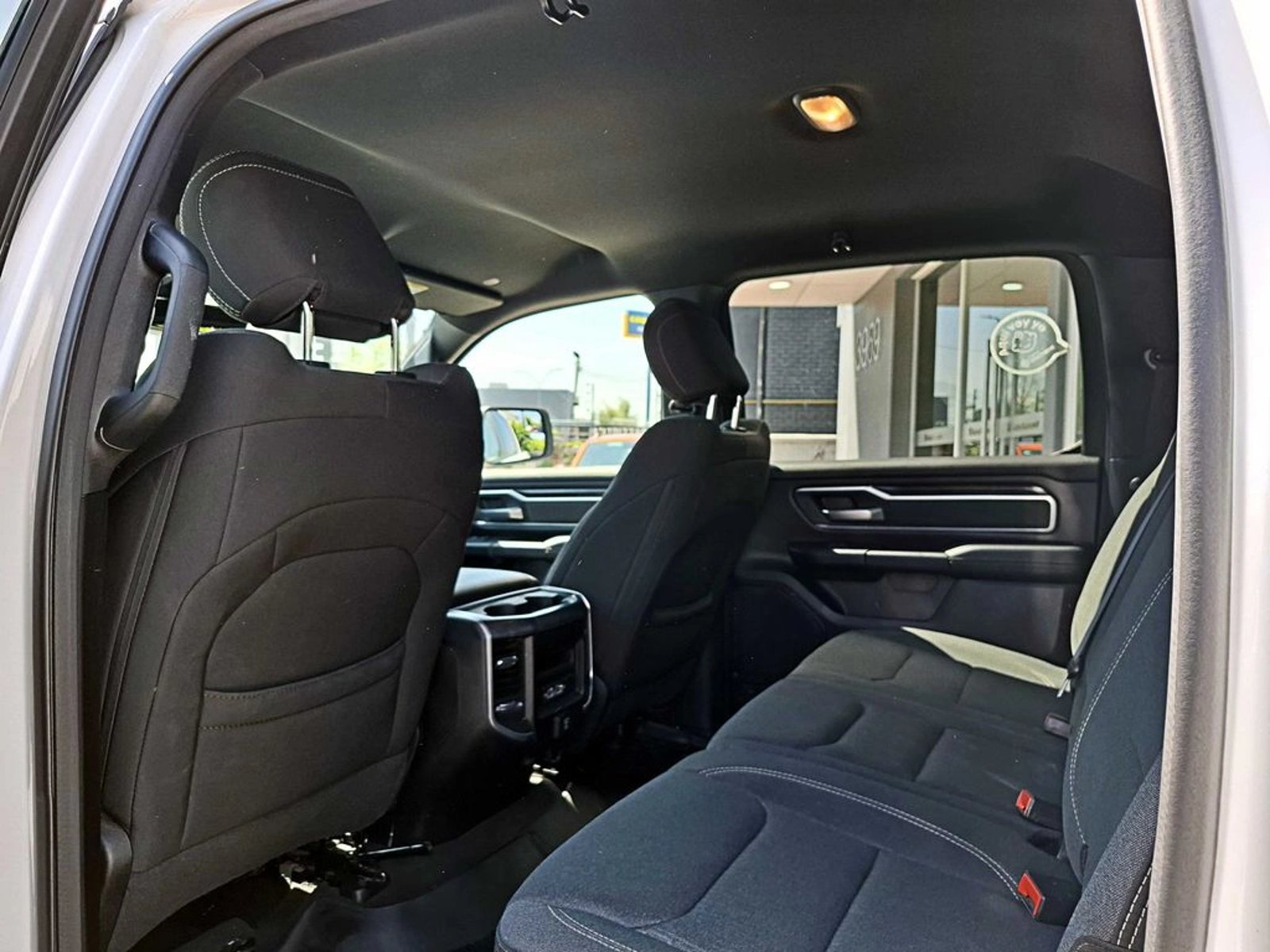 RAM 1500 3.6 BIG HORN 4X4 CREW CAB E-TORQUE AT 4P 2023 - Imagen 9 de 18