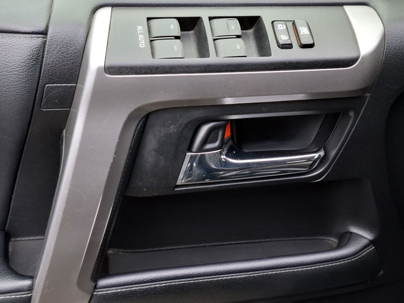Toyota 4RUNNER SR5 4X2 4.0 AUT 2021 - Imagen 10 de 19