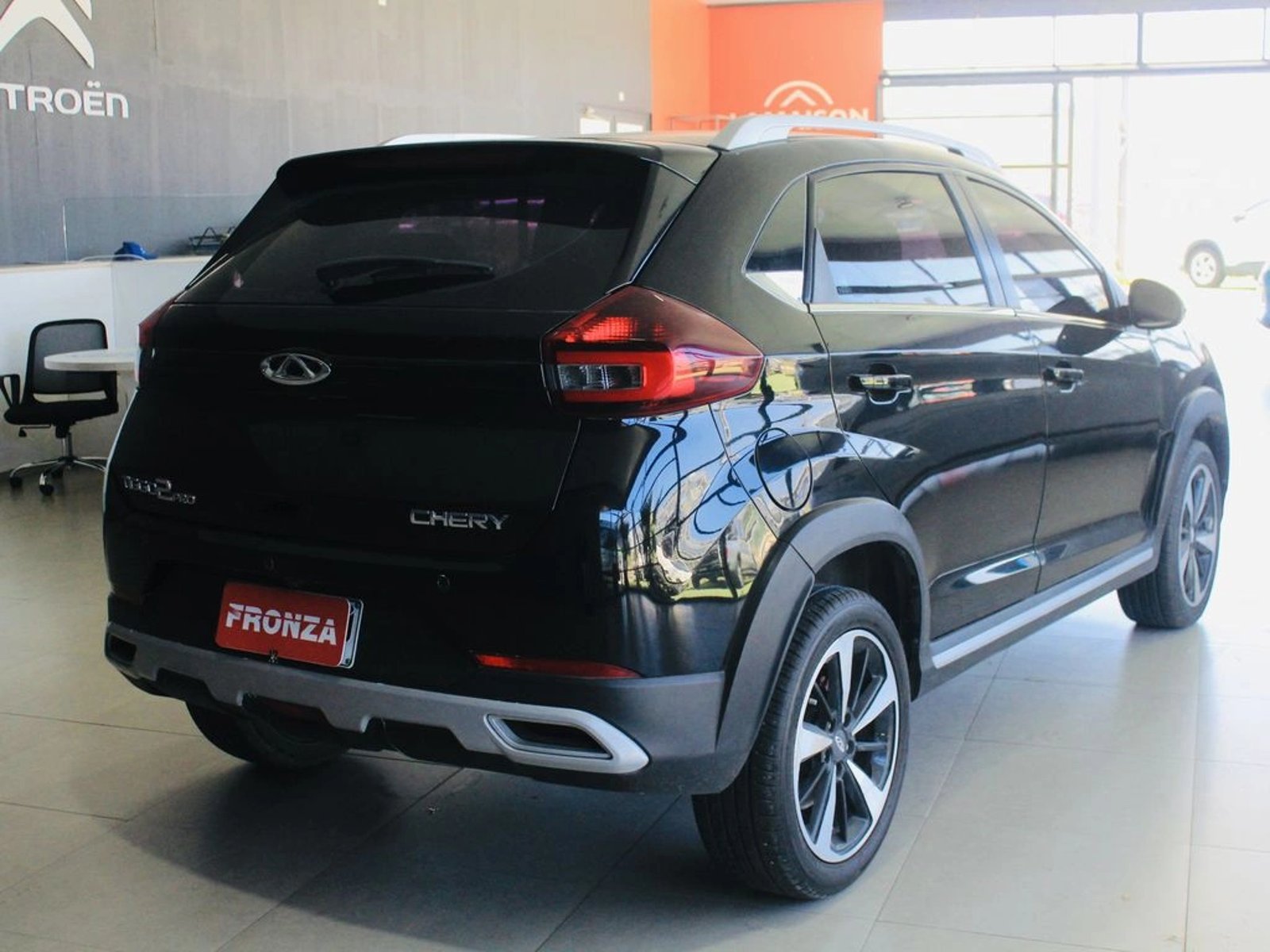 Chery TIGGO 2 PRO GLX CVT 1.0T 2023 - Foto 4 de 11