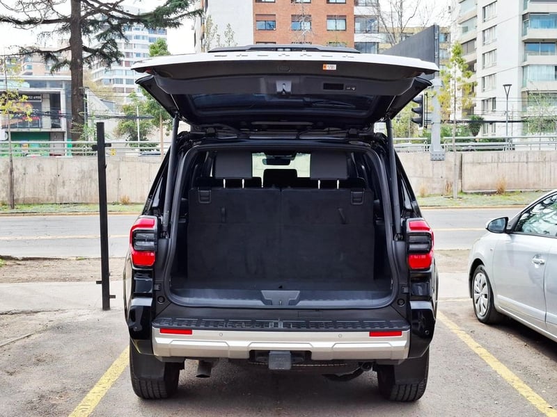 Toyota 4RUNNER LIMITED 4X4 2.4 AUT 2026 - Imagen 10 de 20